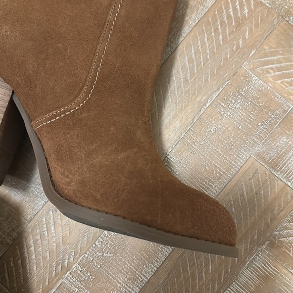 NEW Jessica Simpson Sadora Canela Camel Brown Split Suede Block Heel Ankle Boots - Picture 9 of 9
